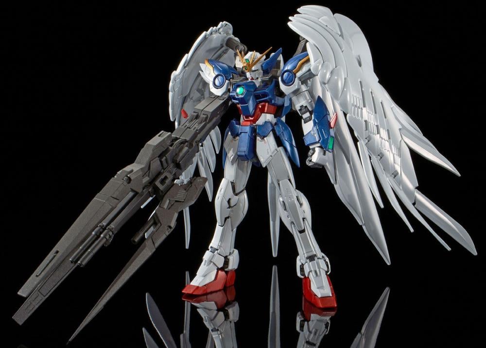 Gundam Wing: Endless Waltz RG Wing Gundam Zero & Drei Zwerg (Titanium Finish) Exclusive 1/144 Scale Model Kit Gallery Image 3