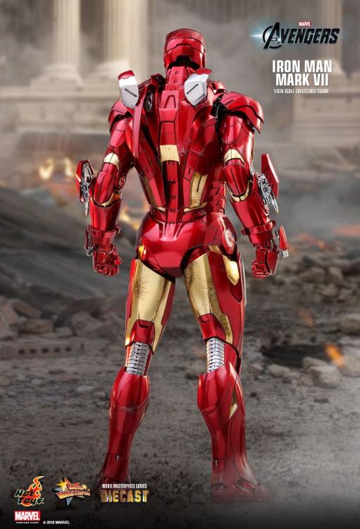 The Avengers MMS500D27 Iron Man Mark VII 1/6 Scale Collectible Figure Gallery Image 16