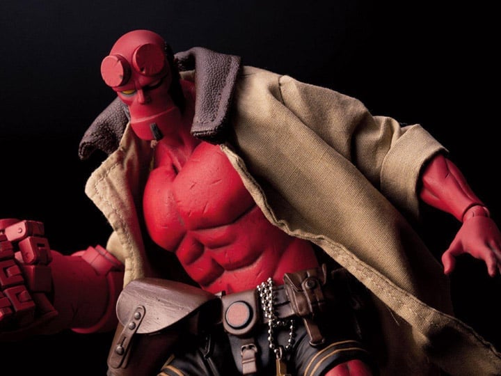 Hellboy 1/12 Scale Action Figure Gallery Image 1