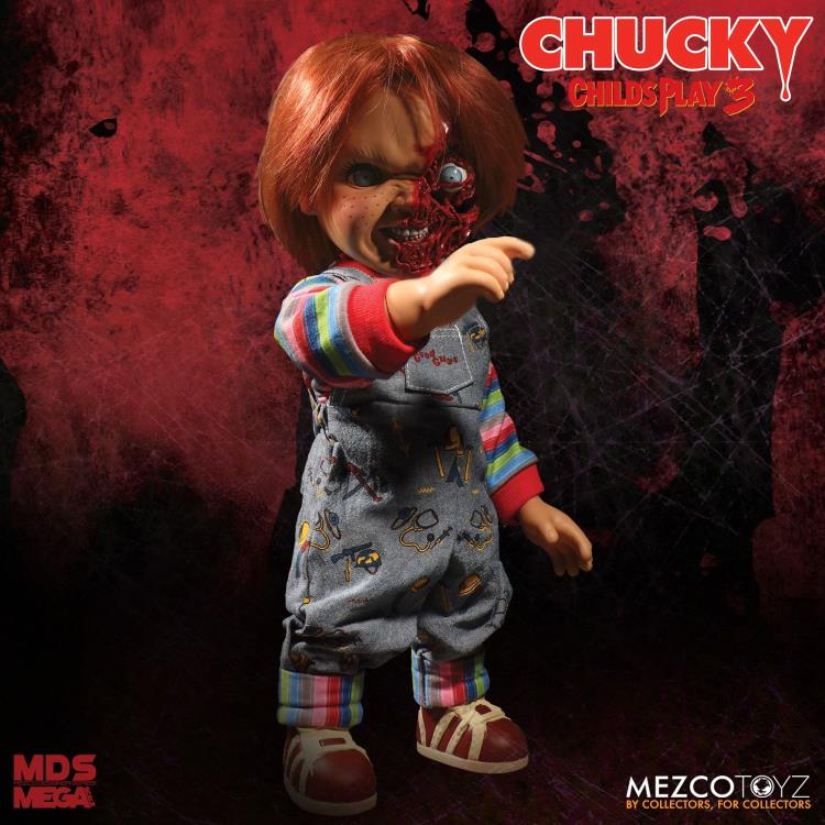 Child's Play 3 Mezco Designer Series Talking Pizza Face Chucky Gallery Image 3