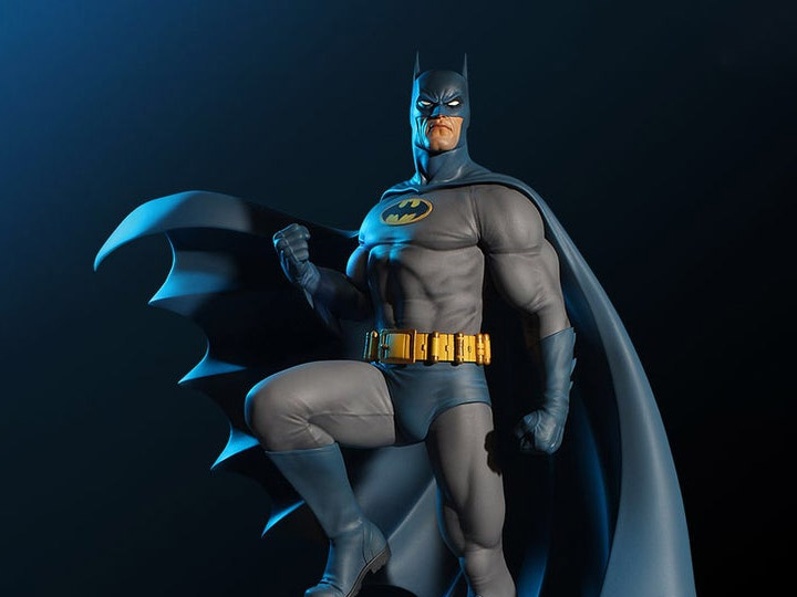 DC Comics Super Powers Collection Batman Maquette Gallery Image 1
