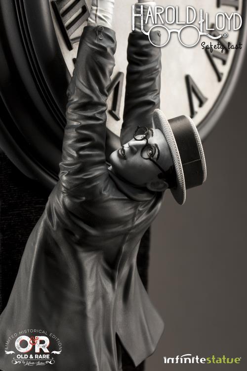 Harold Lloyd Safety Last Wall Plaque Limited Edition Statue Gallery Image 8