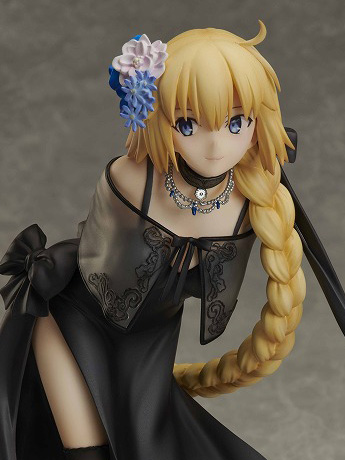 Fate/Grand Order Ruler (Jeanne d'Arc) Heroic Spirit Formal Dress 1/7 Scale Figure Gallery Image 2