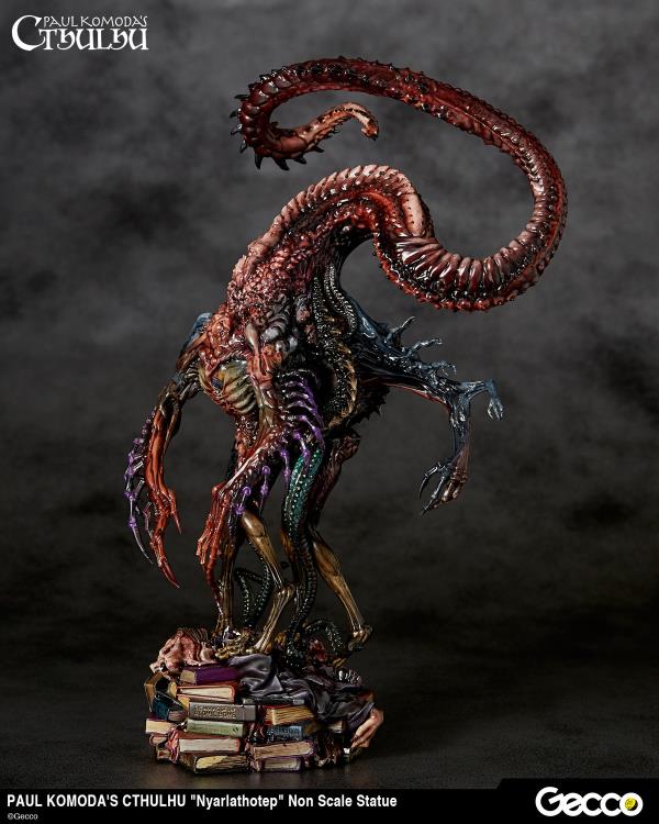 Cthulhu Mythos Nyarlathotep Statue Gallery Image 5