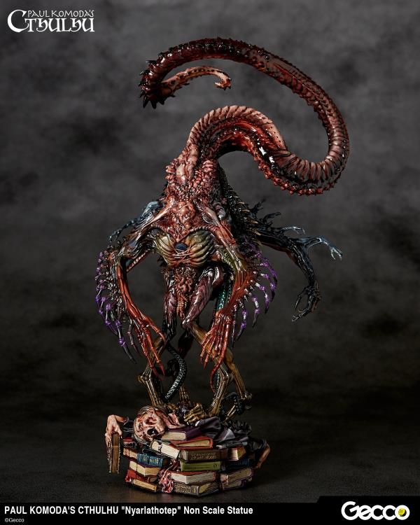 Cthulhu Mythos Nyarlathotep Statue Gallery Image 4
