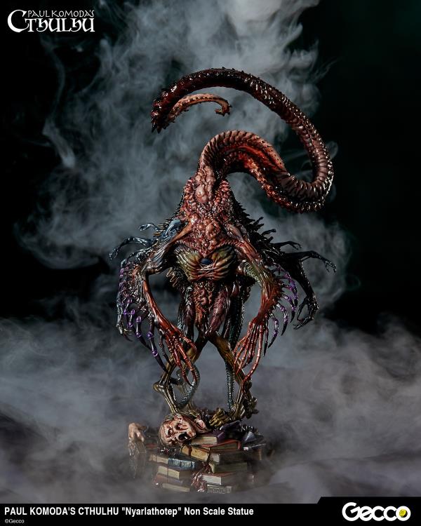 Cthulhu Mythos Nyarlathotep Statue Gallery Image 3