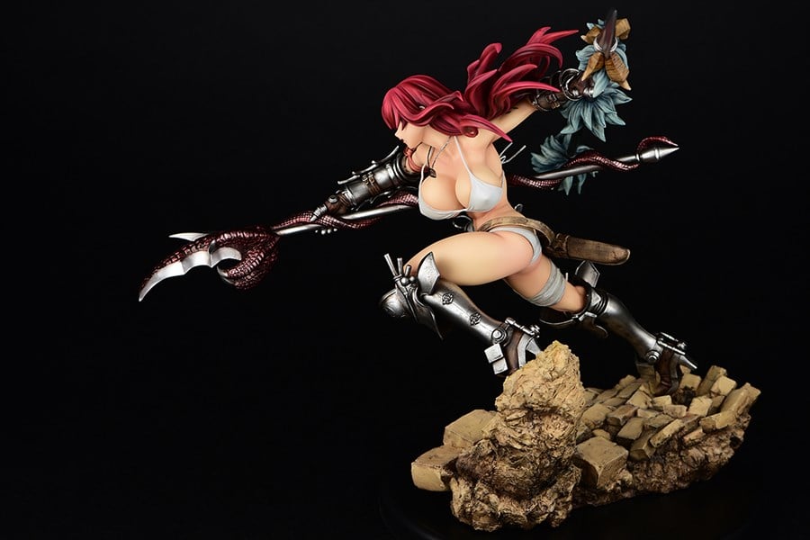 Fairy Tail Erza Scarlet (Knight Ver.) 1/6 Scale Figure Gallery Image 7