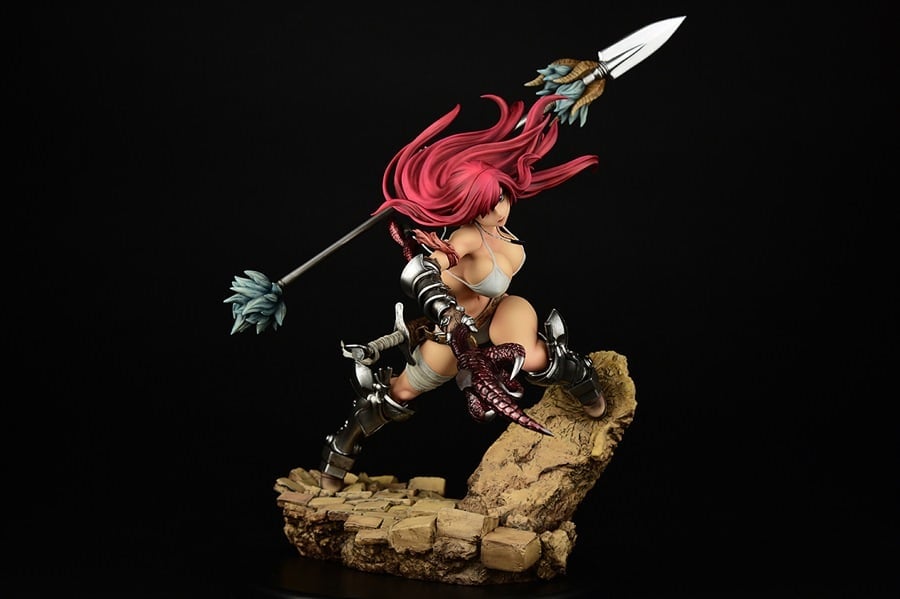 Fairy Tail Erza Scarlet (Knight Ver.) 1/6 Scale Figure Gallery Image 5