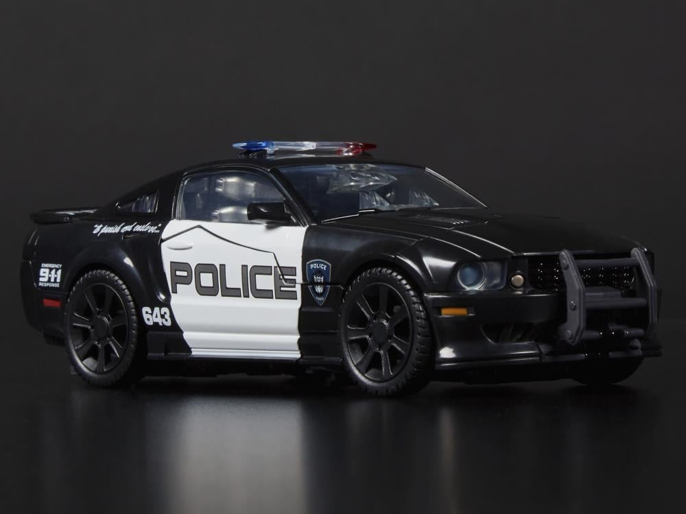 Transformers Masterpiece Movie Series MPM-5 Barricade Gallery Image 6