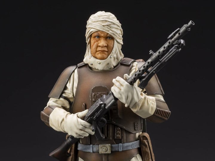 Star Wars Bounty Hunter ArtFX+ Dengar Statue Gallery Image 1