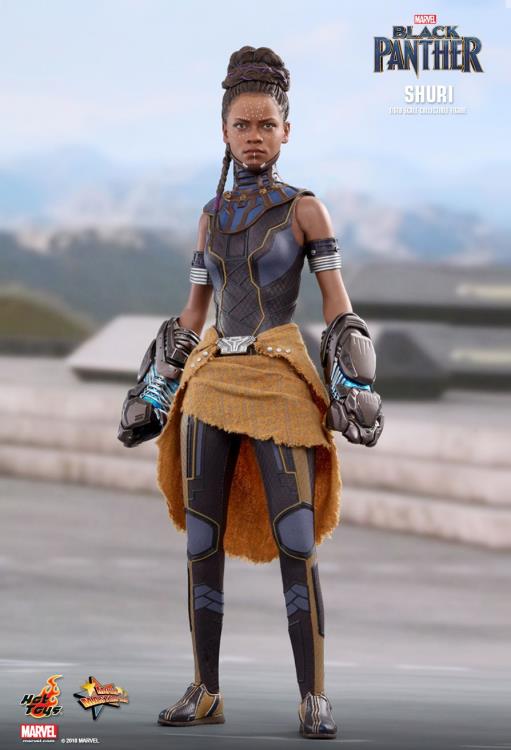 Black Panther MMS501 Shuri 1/6th Scale Collectible Figure Gallery Image 3
