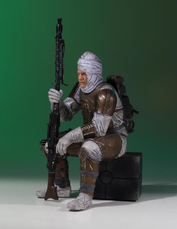 Star Wars Collector's Gallery Dengar Statue Gallery Image 6