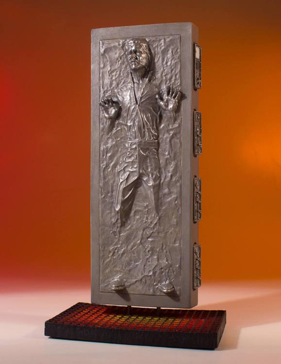Star Wars Collector's Gallery Han Solo (Carbonite) Statue Gallery Image 3