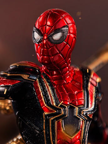 Avengers: Infinity War Battle Diorama Series Iron Spider 1/10 Art Scale Statue Gallery Image 2