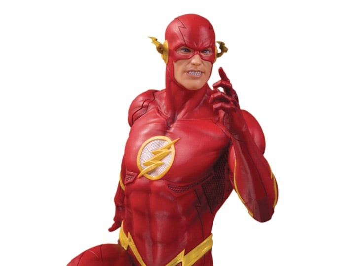 DC Core The Flash Limited Edition Statue Gallery Image 1