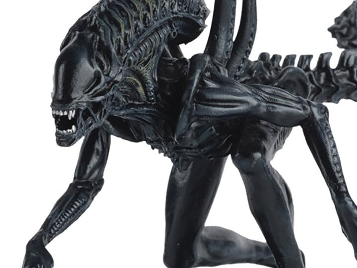 Alien & Predator Figurine Collection #48 Power Plant Xenomorph Gallery Image 1