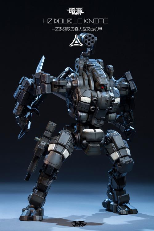 Dark Source HZ Double Knife 1/24 Scale Figure Gallery Image 4