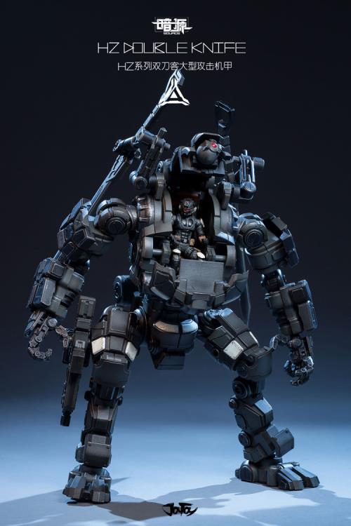 Dark Source HZ Double Knife 1/24 Scale Figure Gallery Image 9