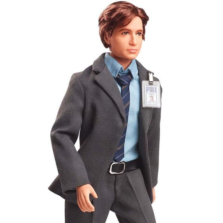 The X-Files Barbie Agent Fox Mulder Gallery Image 4