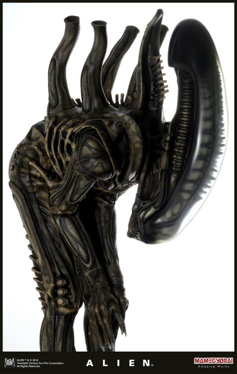 Alien Big Chap 1/3 Scale Statue Gallery Image 10