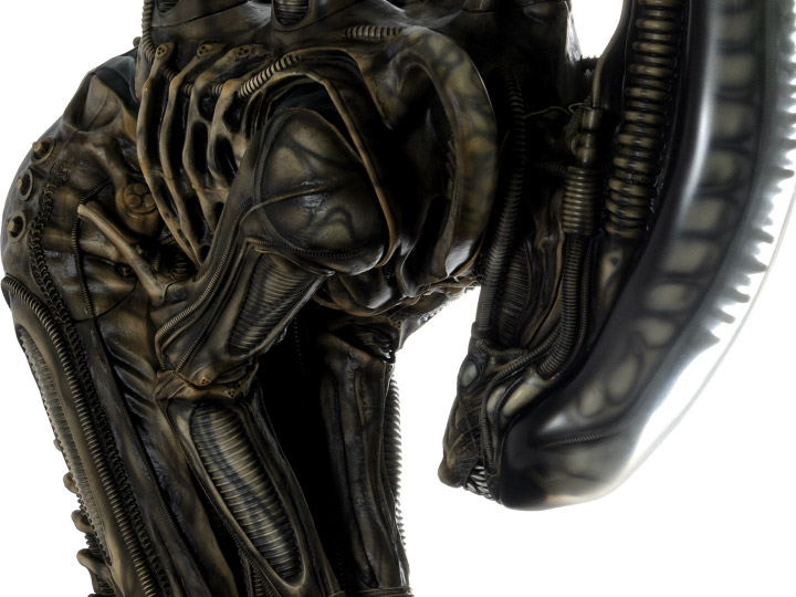 Alien Big Chap 1/3 Scale Statue Gallery Image 1