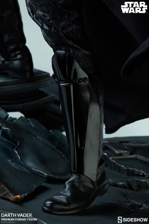 Star Wars Premium Format Darth Vader (Rogue One) Gallery Image 12