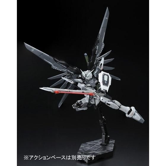 Mobile Suit Gundam SEED Destiny RG Destiny Gundam (Deactive Mode) Exclusive 1/144 Scale Model Kit Gallery Image 6