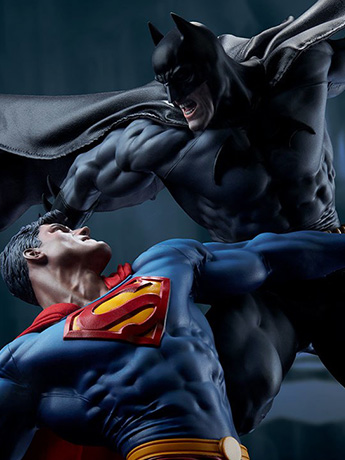 DC Comics Batman Vs Superman Diorama Gallery Image 2