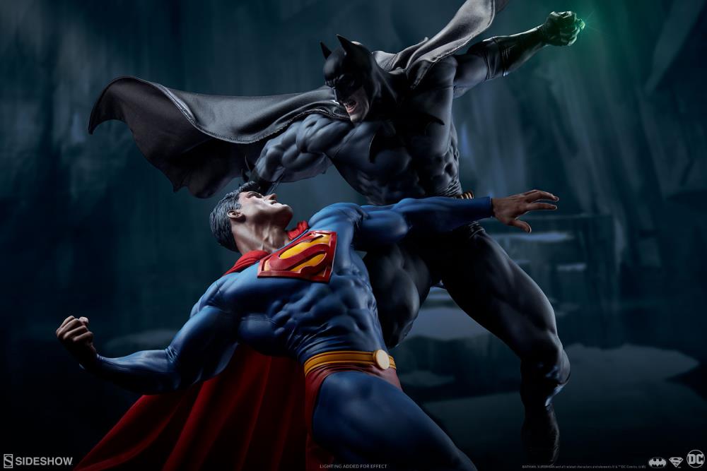 DC Comics Batman Vs Superman Diorama Gallery Image 11