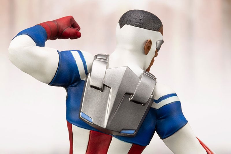 Marvel Universe ArtFX+ Captain America (Sam Wilson) Statue Gallery Image 11