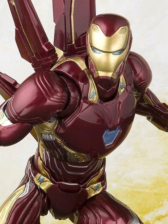 Avengers: Infinity War S.H.Figuarts Iron Man Mark L Action Figure With Nano-Weapon Set Gallery Image 2