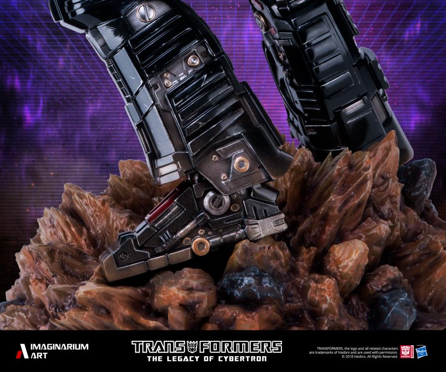 Transformers: Legacy Of Cybertron Megatron Limited Edition Statue Gallery Image 13