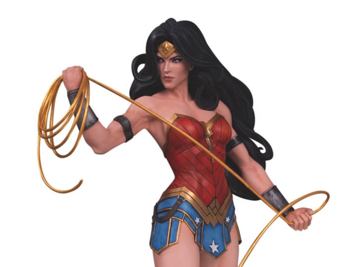 DC Comics Cover Girls of the DC Universe Wonder Woman Limited Edition Statue (Joelle Jones) Gallery Image 1