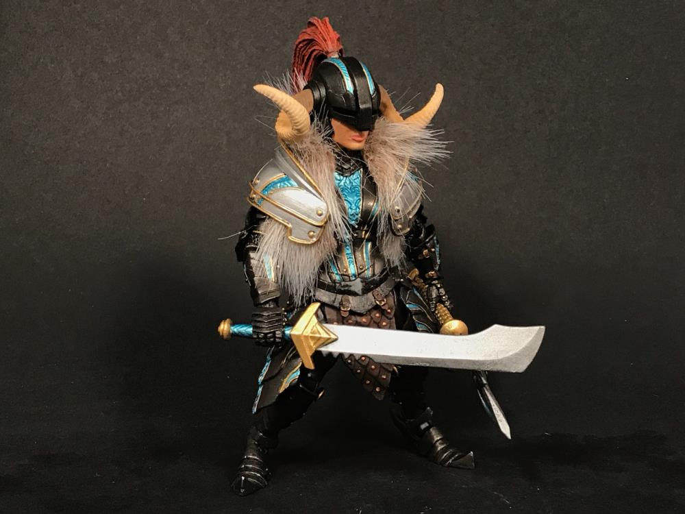 Mythic Legions: Soul Spiller Ragna Stormforger (House of the Noble Bear) Action Figure Gallery Image 6