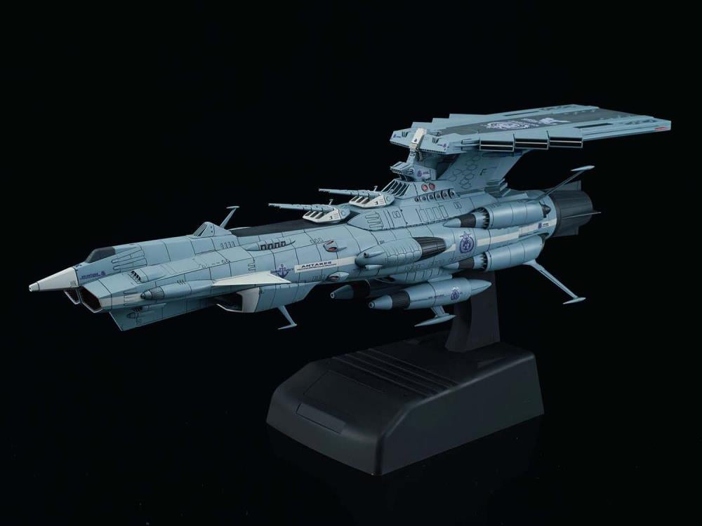 Space Battleship Yamato U.N.F.C. Andromeda Class DX 1/1000 Scale Model Kit Gallery Image 4