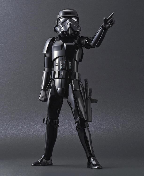 Star Wars Shadow Stormtrooper 1/6 Scale Model Kit Gallery Image 7