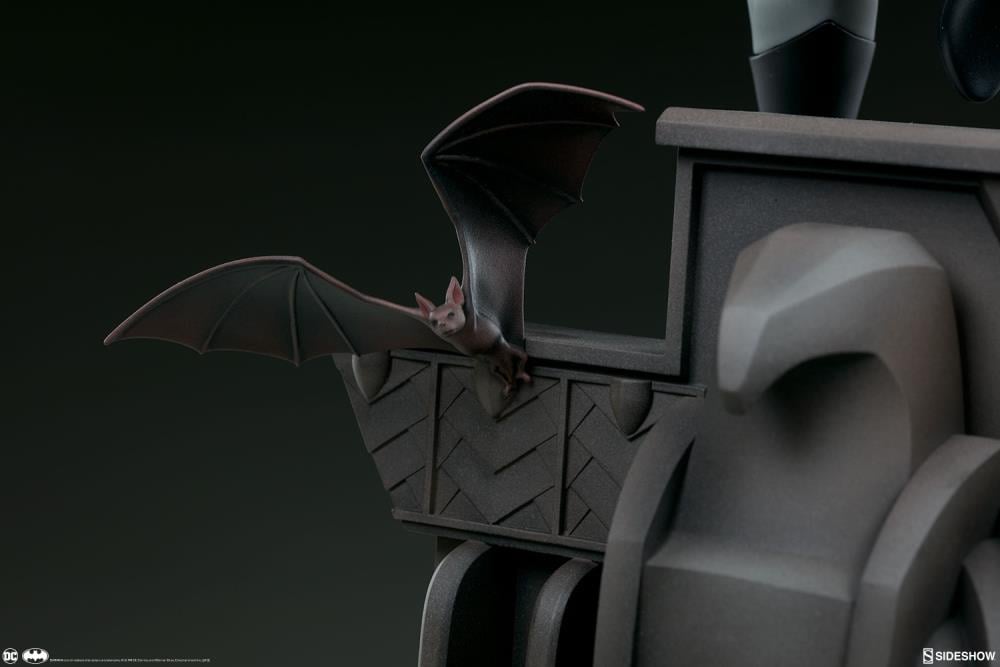 Batman: The Animated Series Batman Statue Gallery Image 12