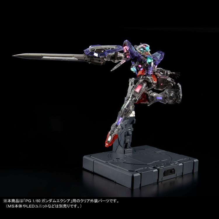 Mobile Suit Gundam 00 PG GN-001 Gundam Exia (Clear Ver.) 1/60 Scale Exclusive Armor Set Gallery Image 7
