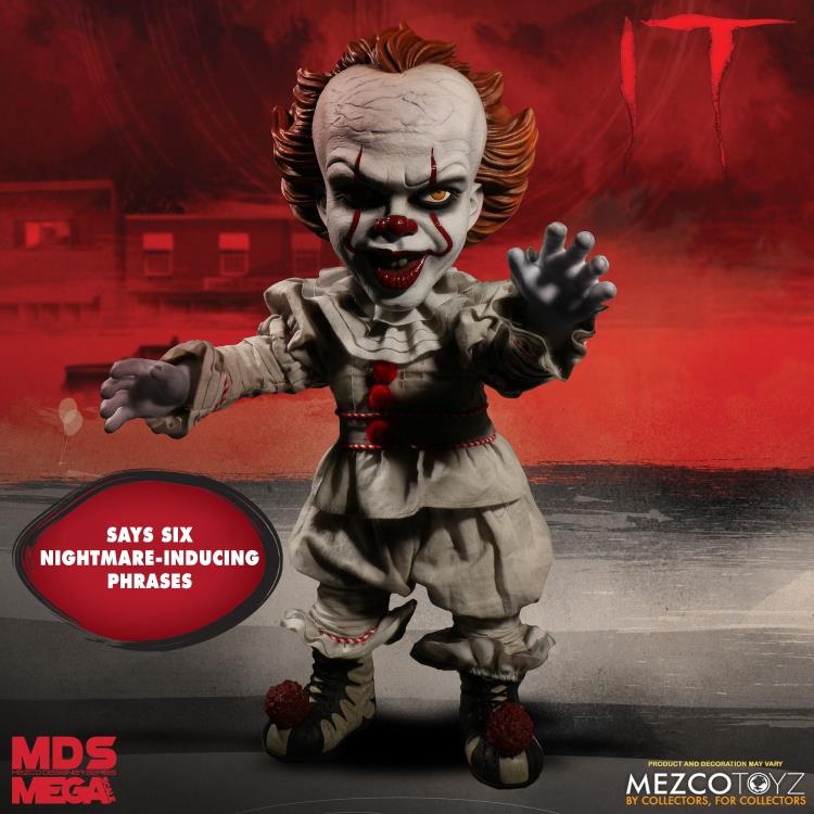 IT (2017) Mezco Designer Series Mega Scale Talking Pennywise Gallery Image 4