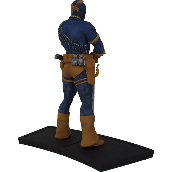 The New Teen Titans Deathstroke 1/9 Scale Limited Edition Statue Gallery Image 5