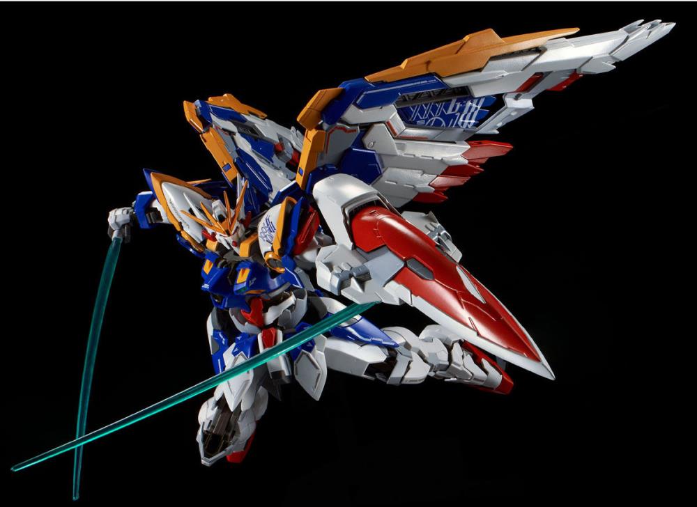 Gundam Wing: Endless Waltz Hi-Resolution Model Wing Gundam Zero EW