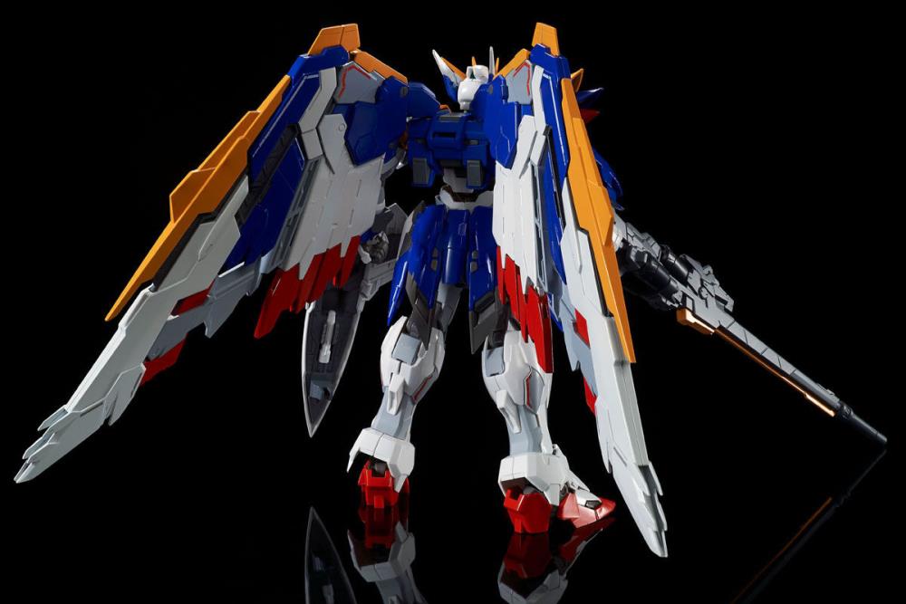Gundam Wing: Endless Waltz Hi-Resolution Model Wing Gundam Zero EW