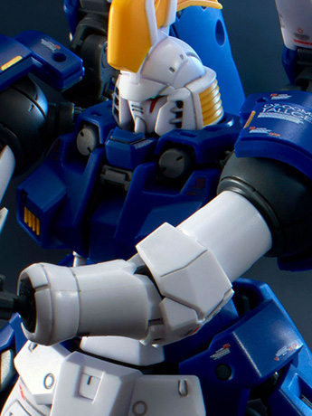 Mobile Suit Gundam Wing RG Tallgeese II Exclusive 1/144 Scale Model Kit Gallery Image 2