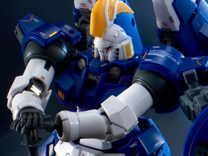 Mobile Suit Gundam Wing RG Tallgeese II Exclusive 1/144 Scale Model Kit Gallery Image 1