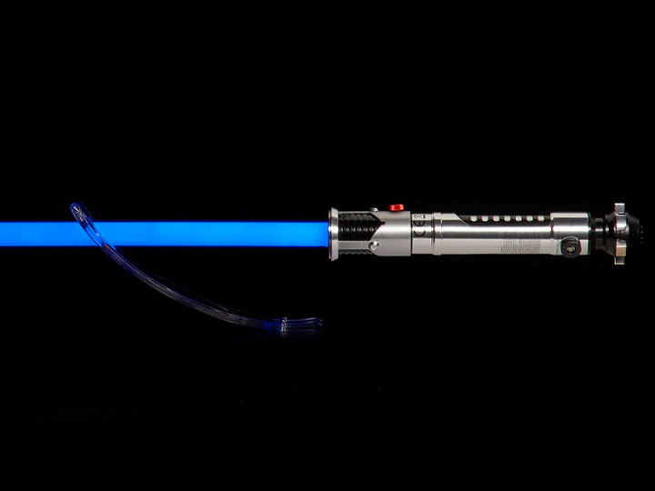 Star Wars: The Black Series Obi-Wan Kenobi (The Phantom Menace) Force FX Lightsaber Gallery Image 1