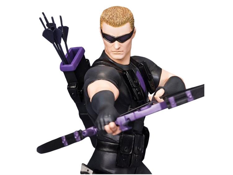 Avengers Marvel Now ArtFX+ Hawkeye Statue Gallery Image 3