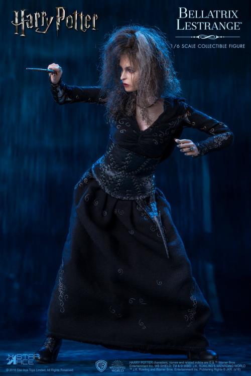 Harry Potter and the Half-Blood Prince Bellatrix Lestrange With Dobby 1/6 Scale Figure Two-Pack Gallery Image 4