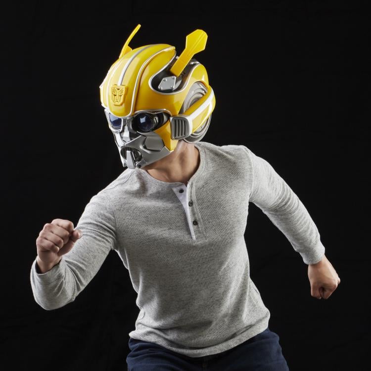 Transformers Studio Series Bumblebee Showcase Helmet Gallery Image 4