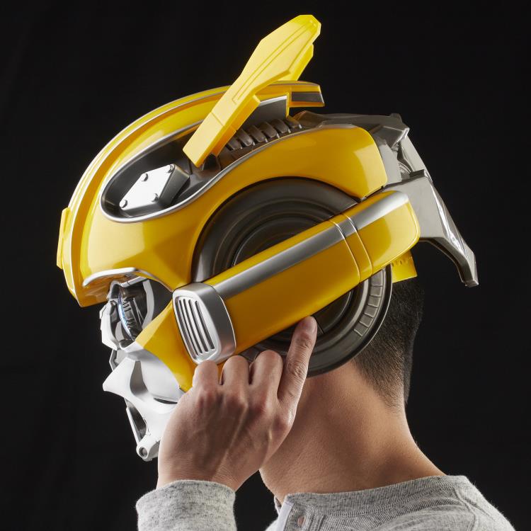 Transformers Studio Series Bumblebee Showcase Helmet Gallery Image 3