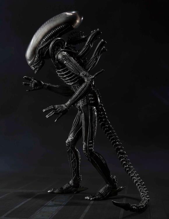 Alien S.H.MonsterArts Alien Big Chap Gallery Image 5